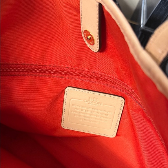 Coach Shoulder Bag Tote - Picture 12 of 16